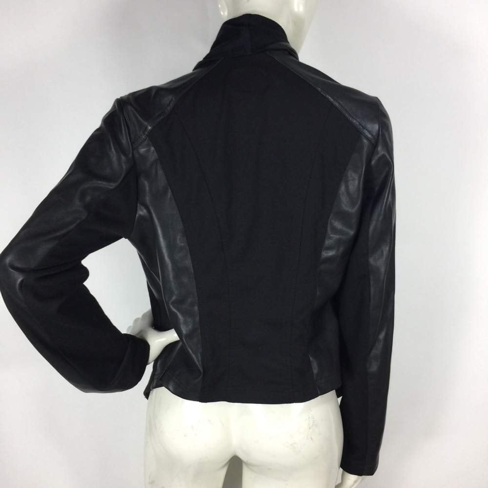 Kut from the Kloth Jacket - Picture 6 of 8